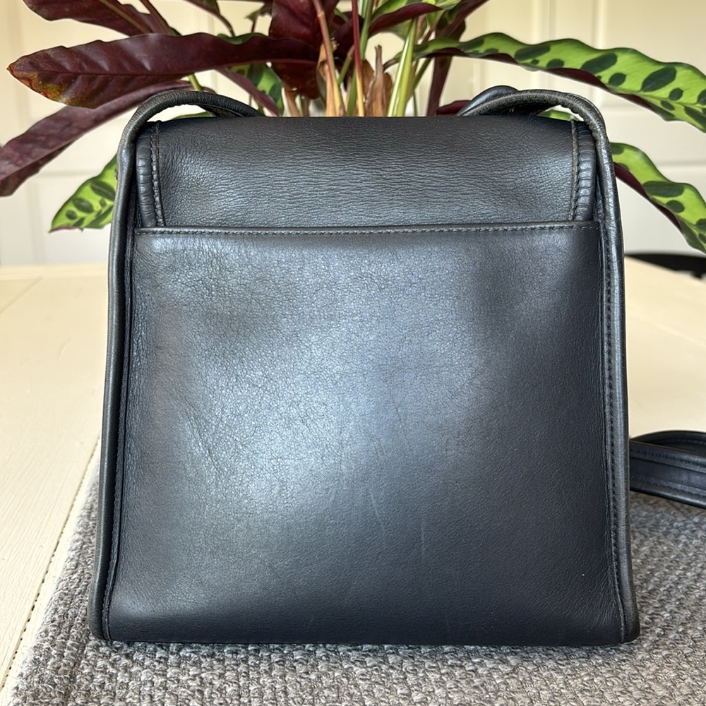 Vintage Coach Shelbourne #9038 in Navy - Picture 3 of 15
